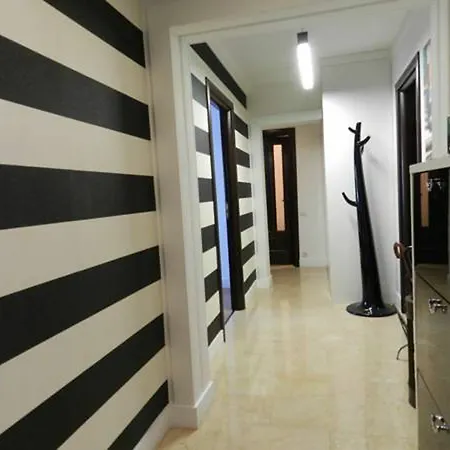 Mihail Cioranu Apartment *